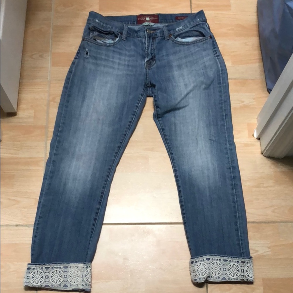 Lucky Brand Jeans capris with lace embroidery